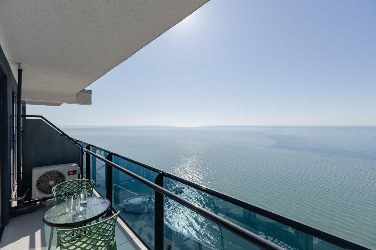 The Spot Apartments - Orbi Beach Tower Batumi Ngoại thất bức ảnh
