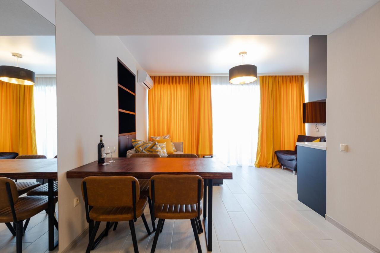The Spot Apartments - Orbi Beach Tower Batumi Ngoại thất bức ảnh