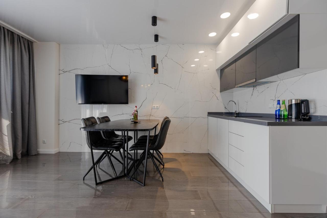 The Spot Apartments - Orbi Beach Tower Batumi Ngoại thất bức ảnh
