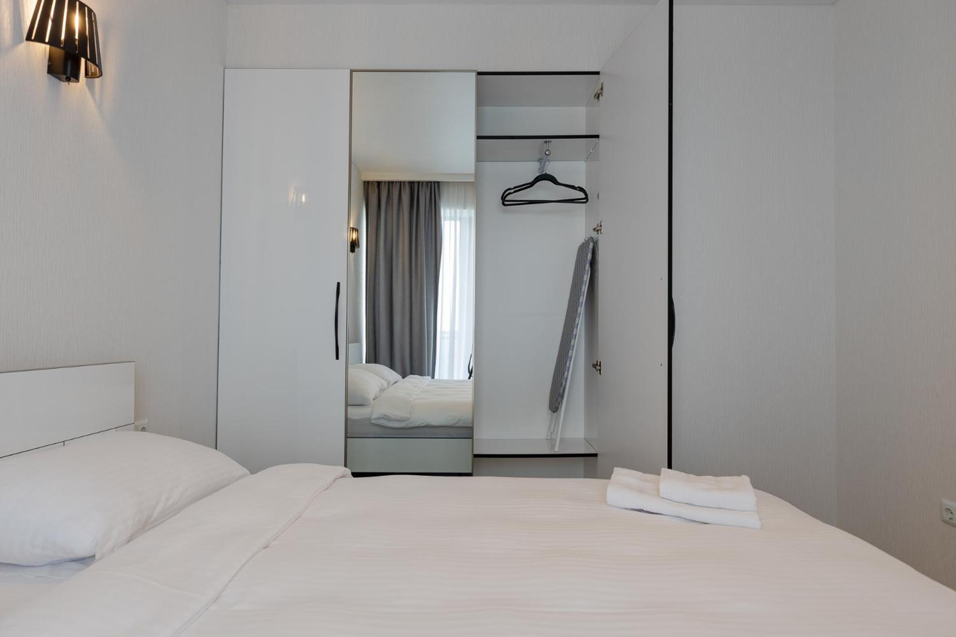 The Spot Apartments - Orbi Beach Tower Batumi Ngoại thất bức ảnh