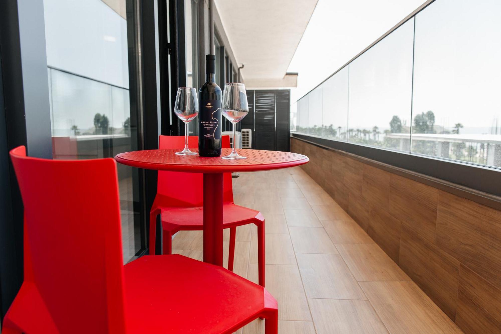 The Spot Apartments - Orbi Beach Tower Batumi Ngoại thất bức ảnh